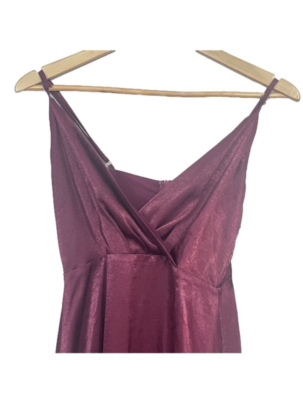 Lulus Burgundy Satin Maxi Dress Size XS NWT Wedding Pom Concert Party Pom - Picture 5 of 12